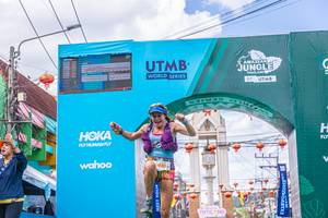 BIB: 030
                            <button type="button" onclick="openModal(21773964)" class="btn btn-primary btn-sm float-right btn-popup" data-toggle="modal" data-target=".modal-high-quality">
                        <i class="fas fa-shopping-cart"></i> Add to Cart
                    </button>
                                            <button type="button" onclick="isThisMe(21773964, true)" class="btn btn-success btn-sm float-right btn-popup btn-isme hidden" data-toggle="tooltip" data-placement="bottom" title="นี่คือรูปของคุณใช่ไหม คลิกที่นี่เพื่อเอาเข้าอัลบั้ม">
                        <i class="fas fa-plus"></i> Add to album
                    </button>
                    <button type="button" onclick="isThisMe(21773964, false)" class="btn btn-warning btn-sm float-right btn-popup btn-isnotme hidden">
                        <i class="fas fa-ban"></i> Remove from album
                    </button>